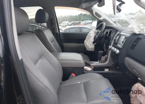 2013 Toyota Tundra Grade 5.7L V8 z USA, uszkodzony, nr VIN 5TFRY5F14DX133483